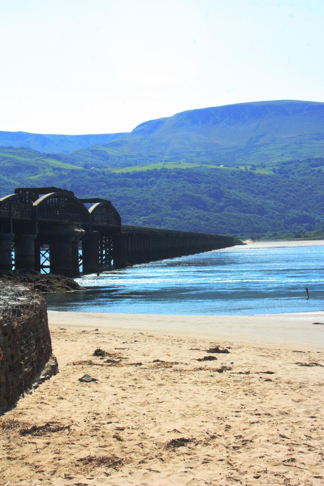 Barmouth Beach Club Buitenkant foto
